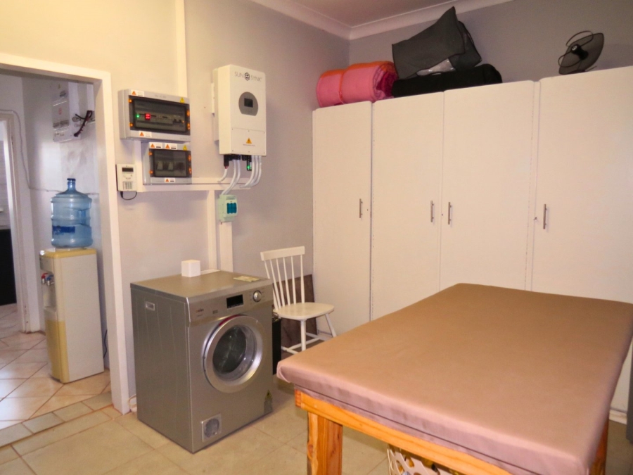 5 Bedroom Property for Sale in Dan Pienaar Free State